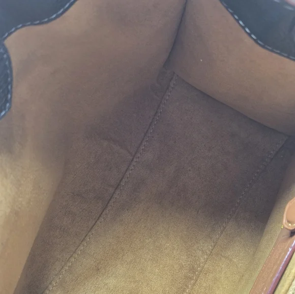 Coach Field Tote 22 Horse And Carriage In Truffle Petunia - Picture 7 of 9